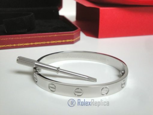 Cartier replica gioiello bracciale love oro bianco