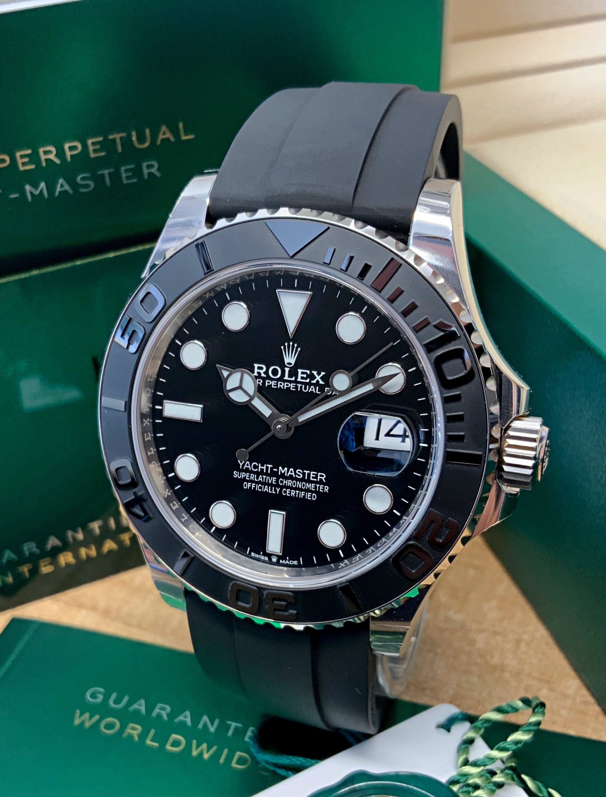 spot fake rolex yacht master